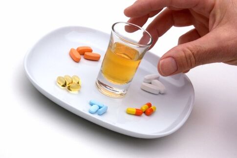 tabletten en alcohol na het verwijderen van de galblaas
